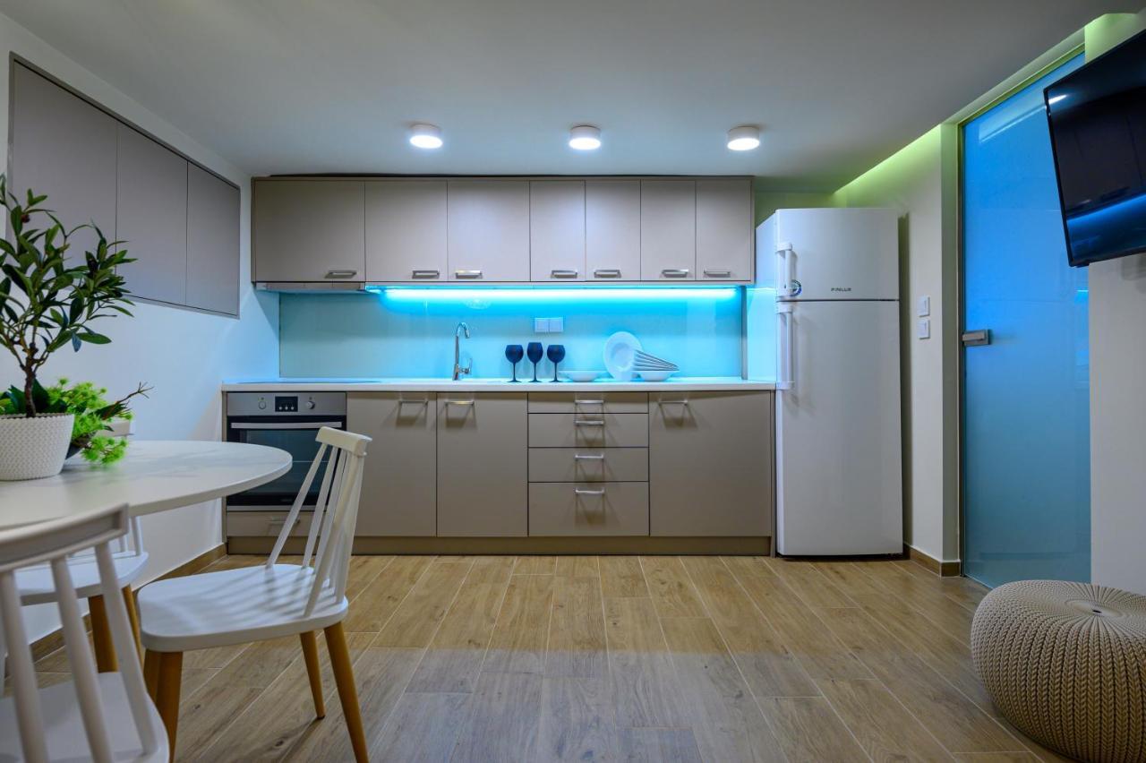 סלוניקי Blackhaus Apartments מראה חיצוני תמונה