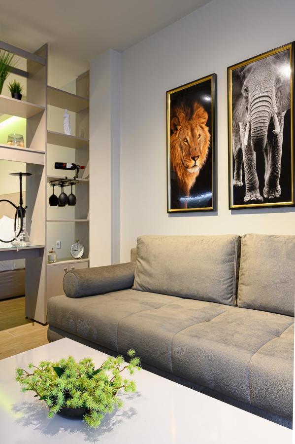 סלוניקי Blackhaus Apartments מראה חיצוני תמונה